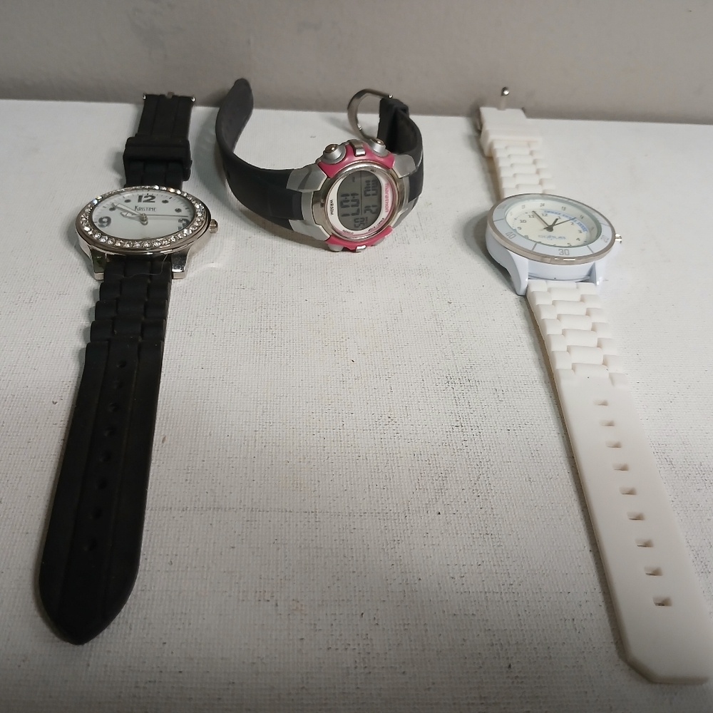 Women's  watches lot of 3